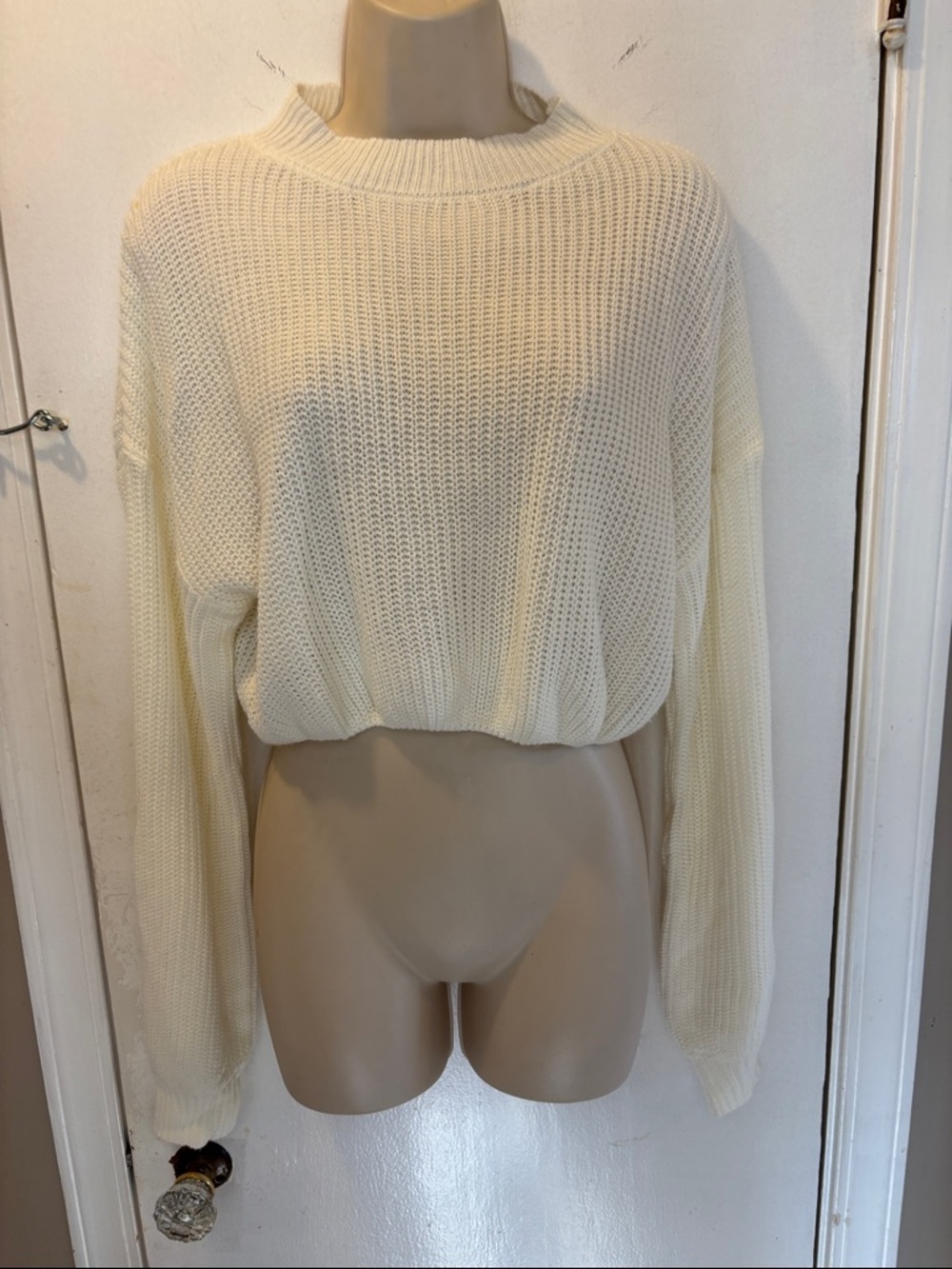 SHEIN small cropped Knit Sweater - Ribbed Pullover 26-123-1